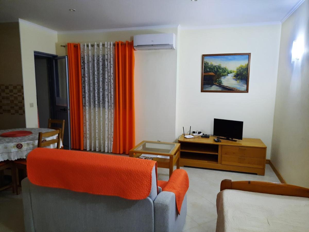 Private Apartament Celestina & Carlos Mindelo Luaran gambar